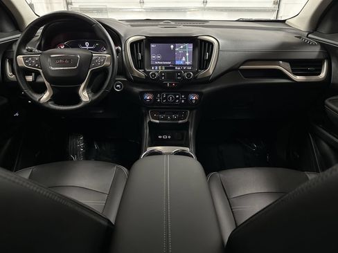 Used 2024 GMC Terrain Denali w/ Denali Premium Package AWD/4WD image 22