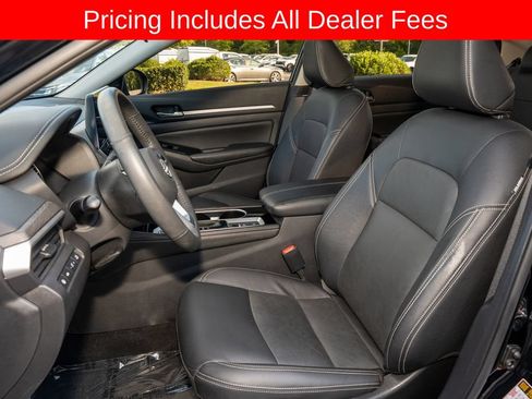 Certified 2025 Nissan Altima 2.5 SL FWD image 11