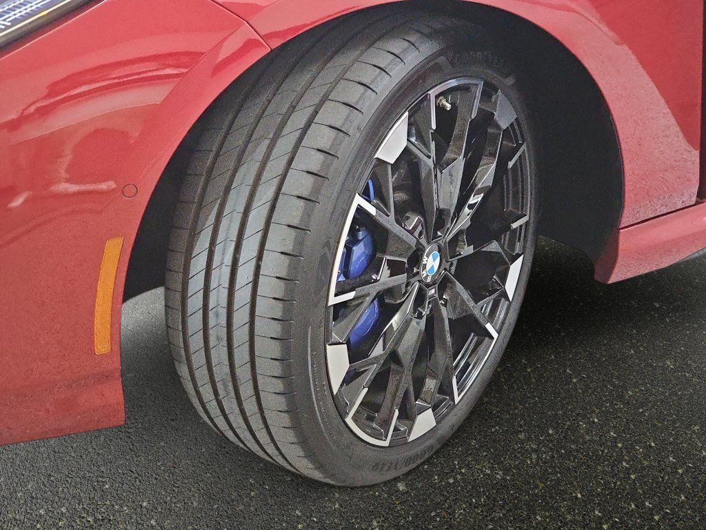 Used 2025 BMW M235i xDrive w/ Premium Package AWD/4WD image 33