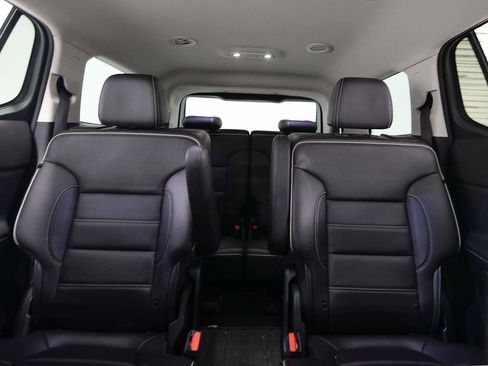 Used 2020 GMC Acadia Denali w/ Technology Package image 8