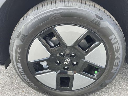 New 2026 Hyundai Santa Fe SE image 5