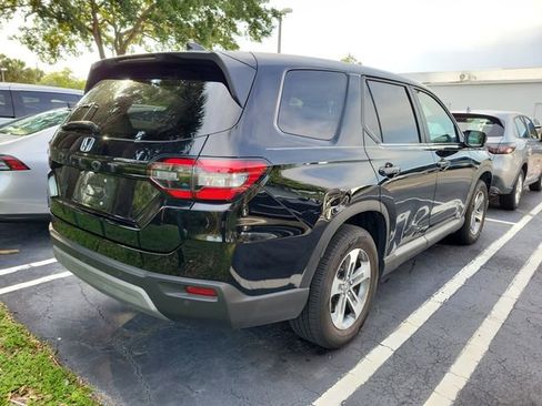 Certified 2024 Honda Pilot EX-L image 5