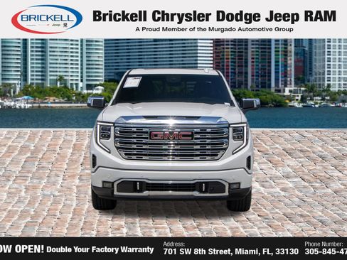 Used 2023 GMC Sierra 1500 Denali w/ Denali Reserve Package AWD/4WD image 2