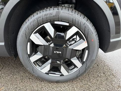 New 2027 Kia Telluride S w/ Towing Package image 25