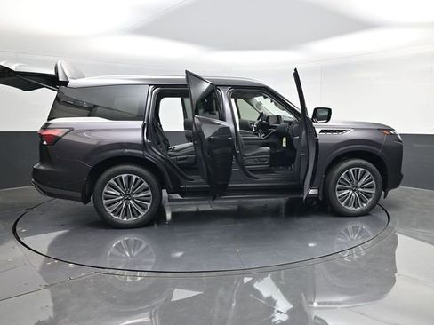 New 2026 INFINITI QX80 Luxe image 59