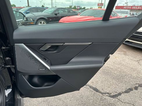 Used 2024 BMW i5 eDrive40i image 23