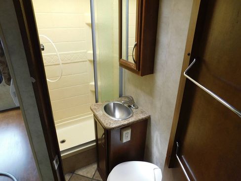 Used 2013 Ford E-350 and Econoline 350 Super Duty Wagon w/ Motorhome Prep Pkg RWD image 39