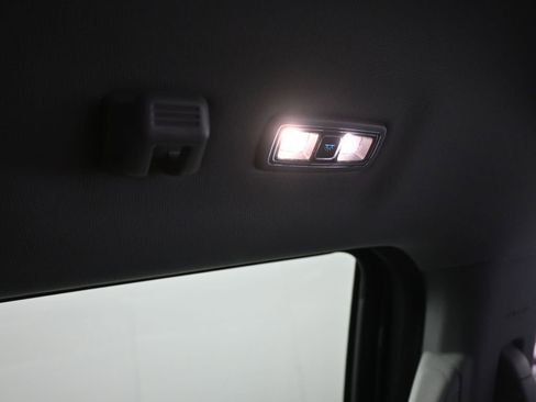 Used 2024 Ford F250 Lariat image 37