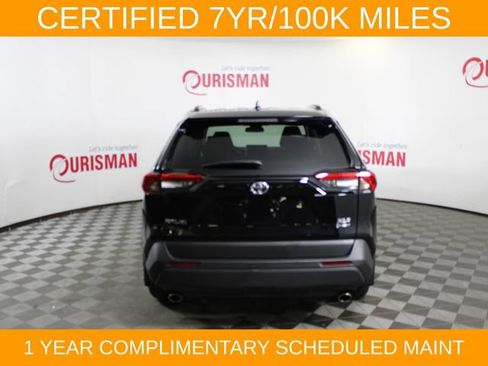 Used 2025 Toyota RAV4 XLE AWD/4WD image 7