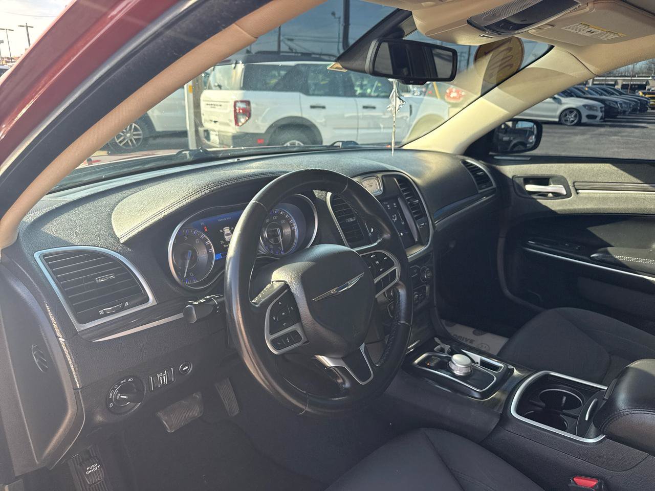 Used 2021 Chrysler 300 Touring w/ Sport Appearance Package RWD image 8