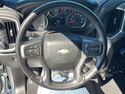 Used 2021 Chevrolet Silverado 1500 LT AWD/4WD image 10