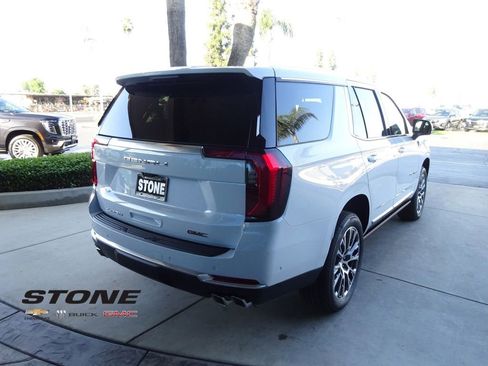 New 2026 GMC Yukon Denali w/ Denali Reserve Package AWD/4WD image 8