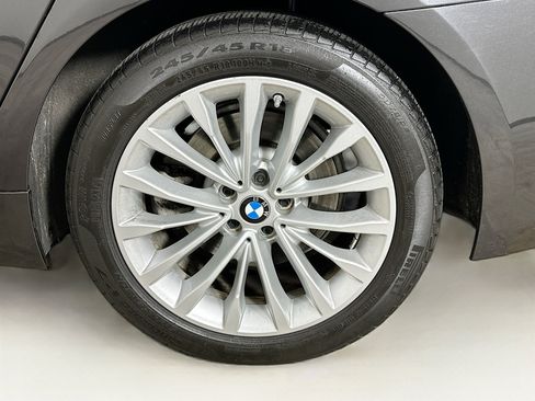 Used 2023 BMW 530i xDrive 530i xDrive w/ Premium Package image 11
