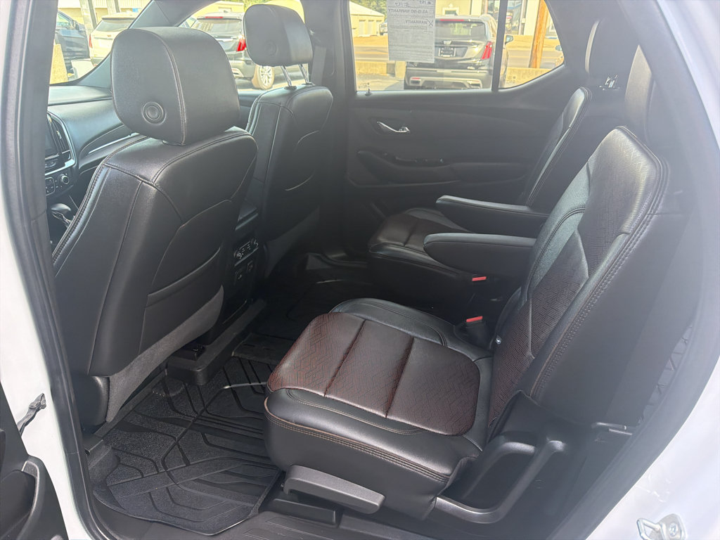 Used 2024 Chevrolet Traverse High Country AWD/4WD image 11
