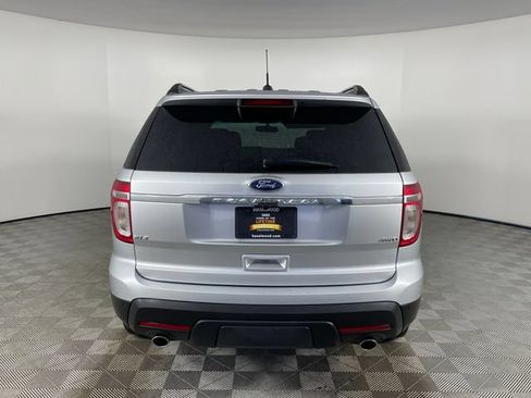 Used 2012 Ford Explorer XLT AWD/4WD image 22