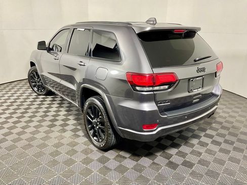 Used 2020 Jeep Grand Cherokee Altitude image 14