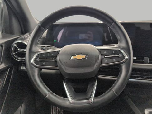 Used 2025 Chevrolet Equinox LT AWD/4WD image 6