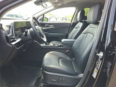 Used 2024 Kia Sportage EX AWD/4WD image 14