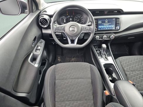 Used 2024 Nissan Kicks SV image 4