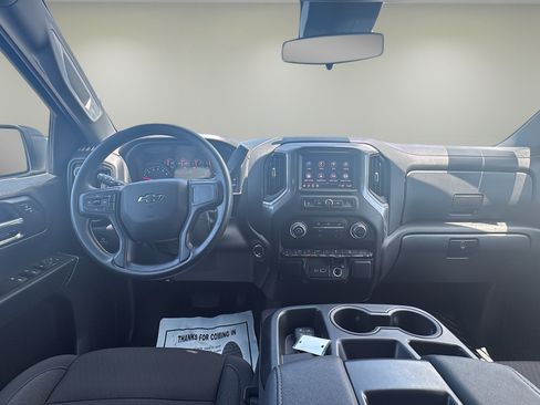 Used 2026 Chevrolet Silverado 1500 Custom Trail Boss AWD/4WD image 14
