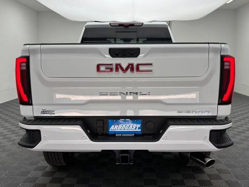 New 2026 GMC Sierra 2500 Denali w/ Denali Reserve Package AWD/4WD image 10