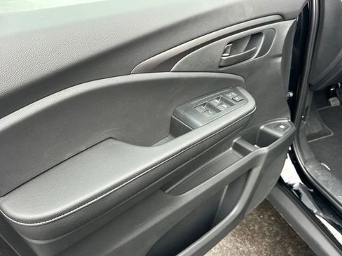 New 2026 Honda Ridgeline Sport image 10