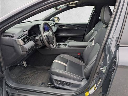 Used 2026 Toyota Camry SE FWD image 14