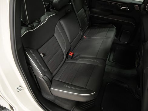 New 2026 GMC Sierra 1500 AT4X image 13