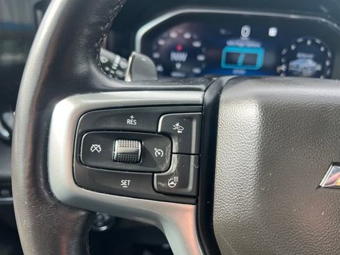 Used 2022 Chevrolet Silverado 1500 LTZ w/ LTZ Convenience Package II AWD/4WD image 28