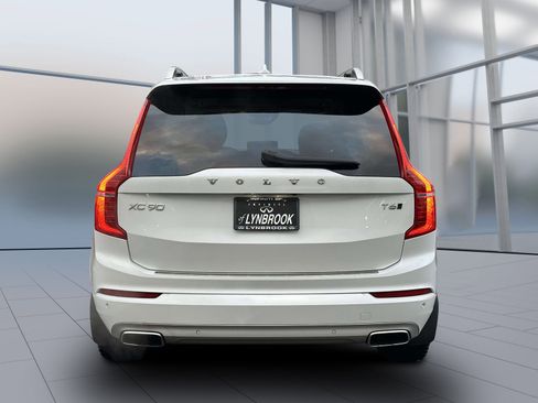 Used 2019 Volvo XC90 T6 Momentum w/ Advanced Package image 6