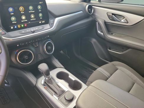 Used 2023 Chevrolet Blazer LT image 27