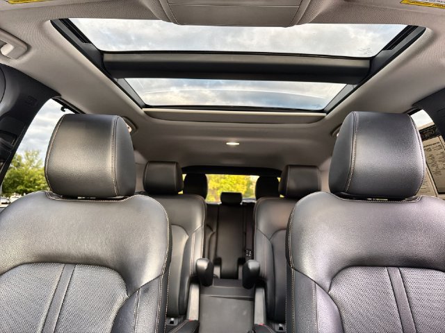 Used 2024 MAZDA CX-90 Plug-In Hybrid w/ Premium Pkg AWD/4WD image 22