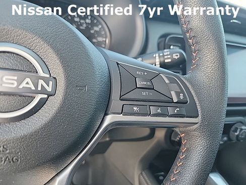 Used 2024 Nissan Kicks SR image 25