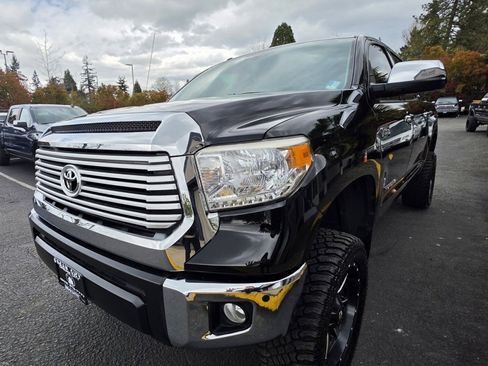 Used 2016 Toyota Tundra Limited w/ Limited Premium Package AWD/4WD image 7