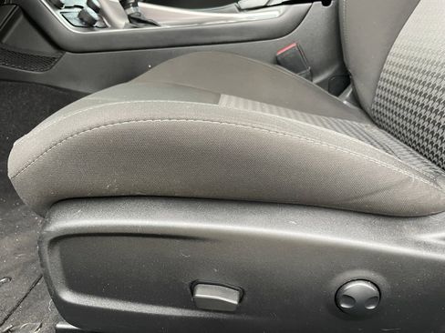 Used 2022 Dodge Challenger R/T image 10