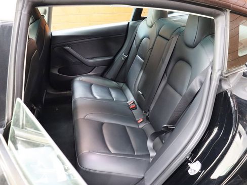 Used 2023 Tesla Model 3 Standard Range image 39