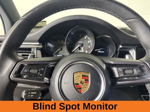 Used 2022 Porsche Macan w/ Premium Package Plus AWD/4WD image 15