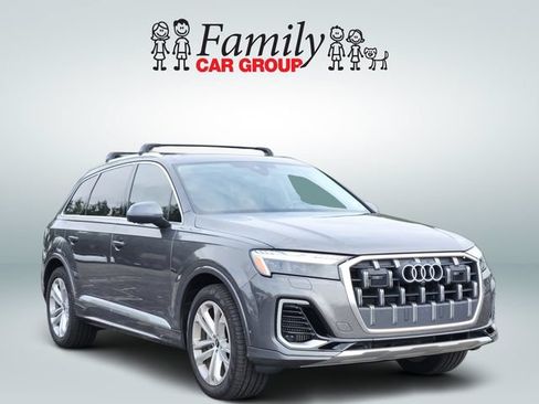 Used 2025 Audi Q7 3.0T Prestige AWD/4WD image 2