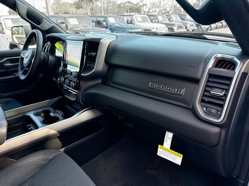 New 2026 RAM 1500 2WD Crew Cab image 33