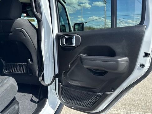 Used 2025 Jeep Wrangler Unlimited Rubicon 4xe w/ Safety Group image 41