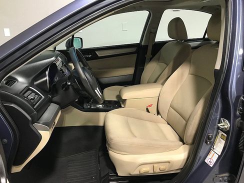 Used 2017 Subaru Legacy 2.5i Premium w/ Moonroof Package AWD/4WD image 11
