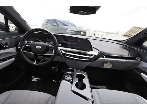 New 2027 Cadillac Lyriq Sport AWD/4WD image 9