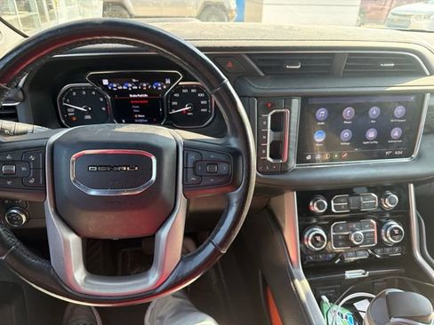 Used 2021 GMC Yukon XL Denali AWD/4WD image 7