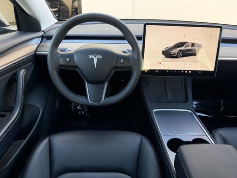 Used 2023 Tesla Model 3 Standard Range RWD image 13