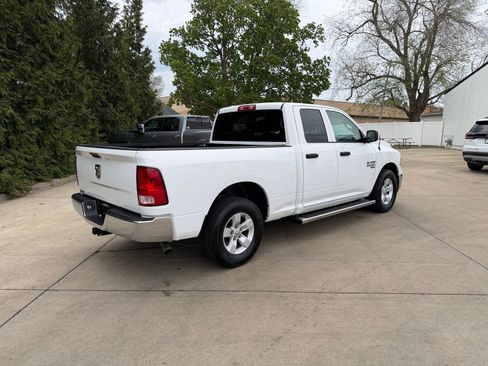 Used 2021 RAM 1500 Tradesman w/ Chrome Appearance Group RWD image 29