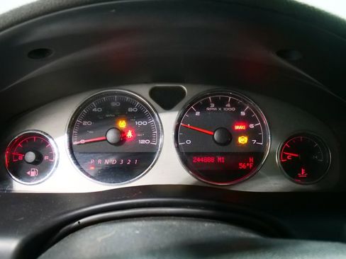 Used 2006 Pontiac Montana SV6 w/ Convenience Package image 32