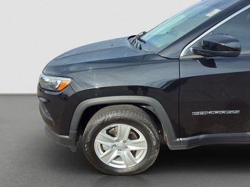 Used 2022 Jeep Compass Latitude AWD/4WD image 10