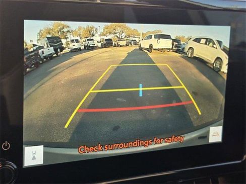 Used 2023 Toyota Corolla Cross XLE image 20