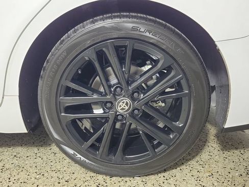Used 2025 Toyota Camry SE FWD image 8