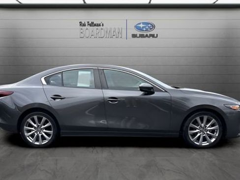 Used 2022 MAZDA MAZDA3 s image 4